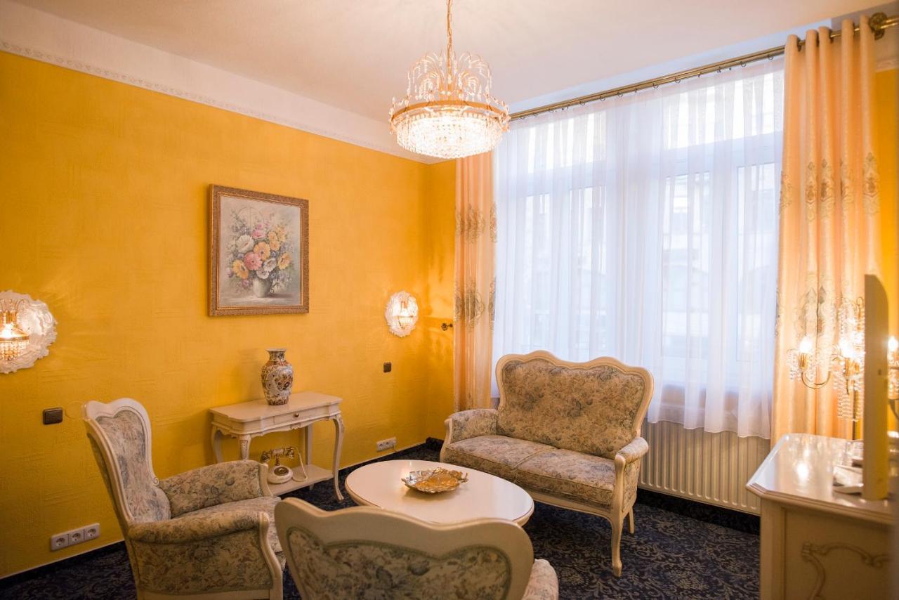 Hotel Alexandra