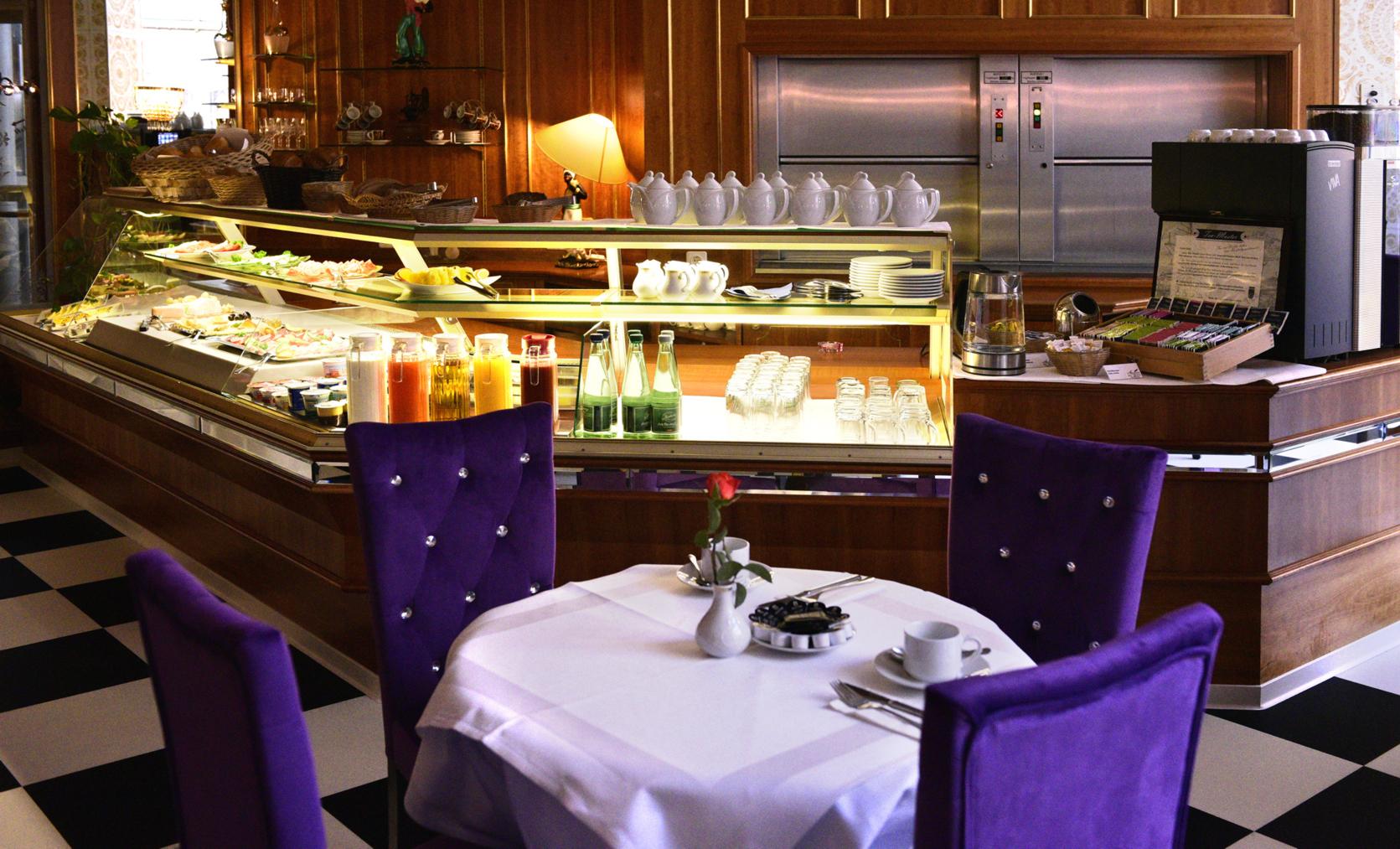 Hotel Alexandra 4*
